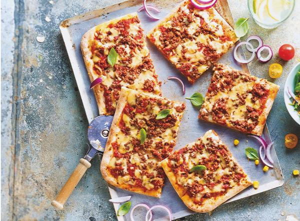 1 PIZZA FAMIL BOLOGNAISE 700G