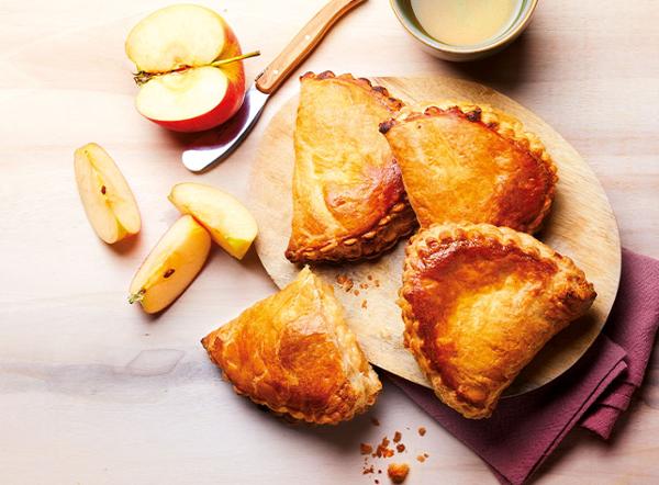 4 CHAUSSON POMME BEUR AOP 440G